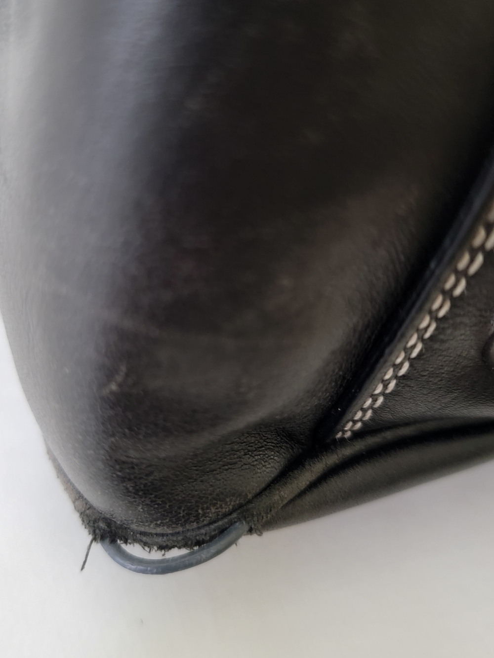 Coach Black Leather Shoulder Bag with Silver Ring Hardware - Picture 6 of 7